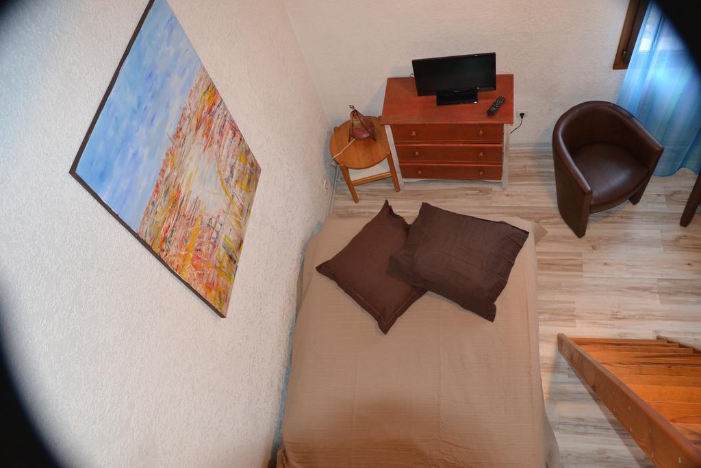 Studios La Gemme Dax Bagian luar foto